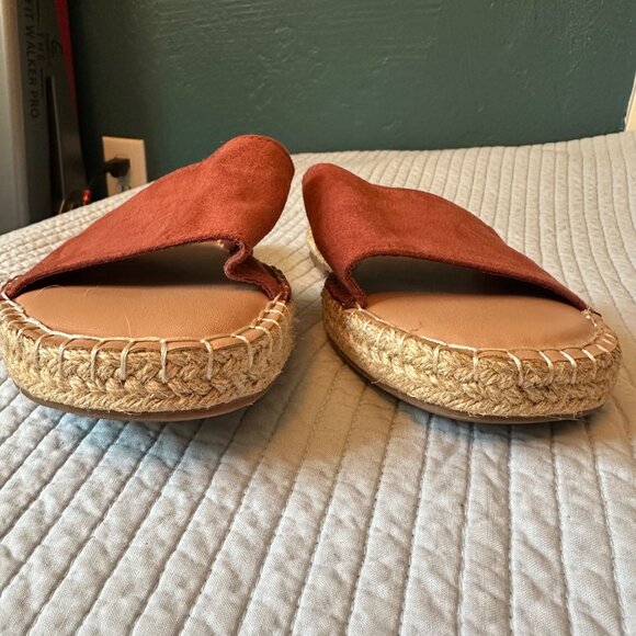 Womens Old Navy Tan & Rust Slide-On Espadrille Sandals Size 9 Faux Leather & Sue - Picture 2 of 5